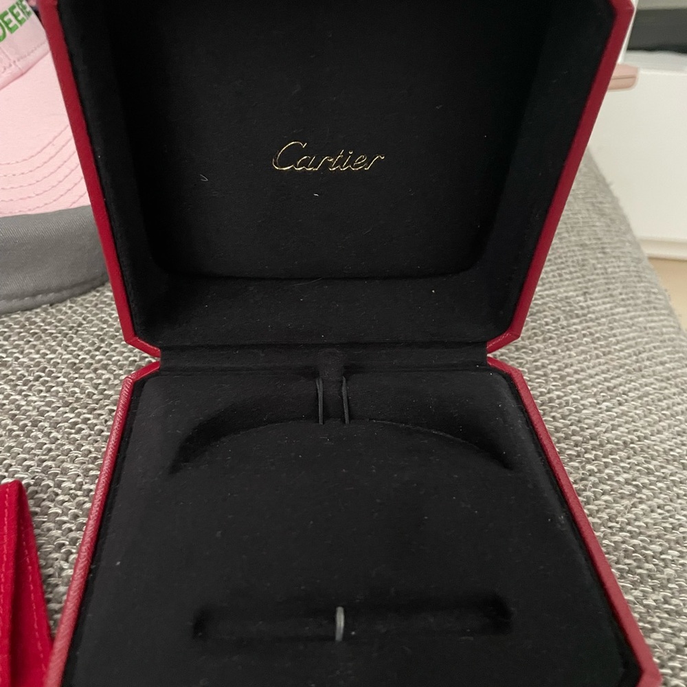 Cartier love bracelet size small size 15.๐โก๏ธ - Picture 5 of 5